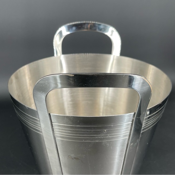 LENOX TUSCANY CLASSICS® STAINLESS CHAMPAGNE BUCKET - Picture 6 of 12